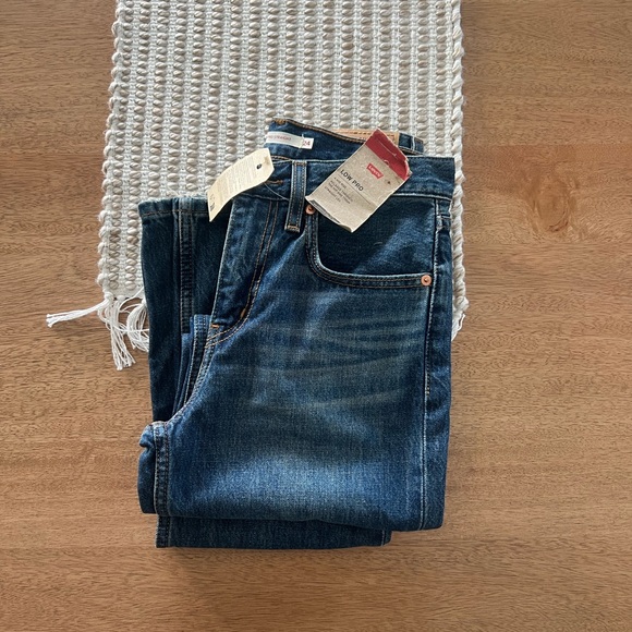 Levi’s 501 Original Straight Leg Jeans Size 24 NWT - Picture 7 of 8